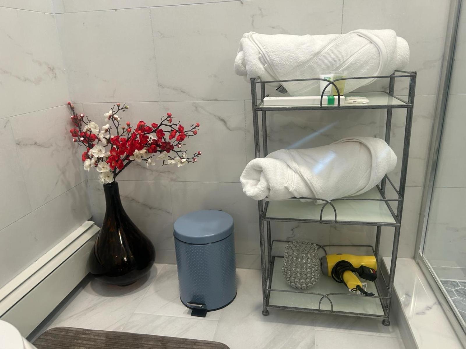 Private Suite In Huntington Station Zewnętrze zdjęcie
